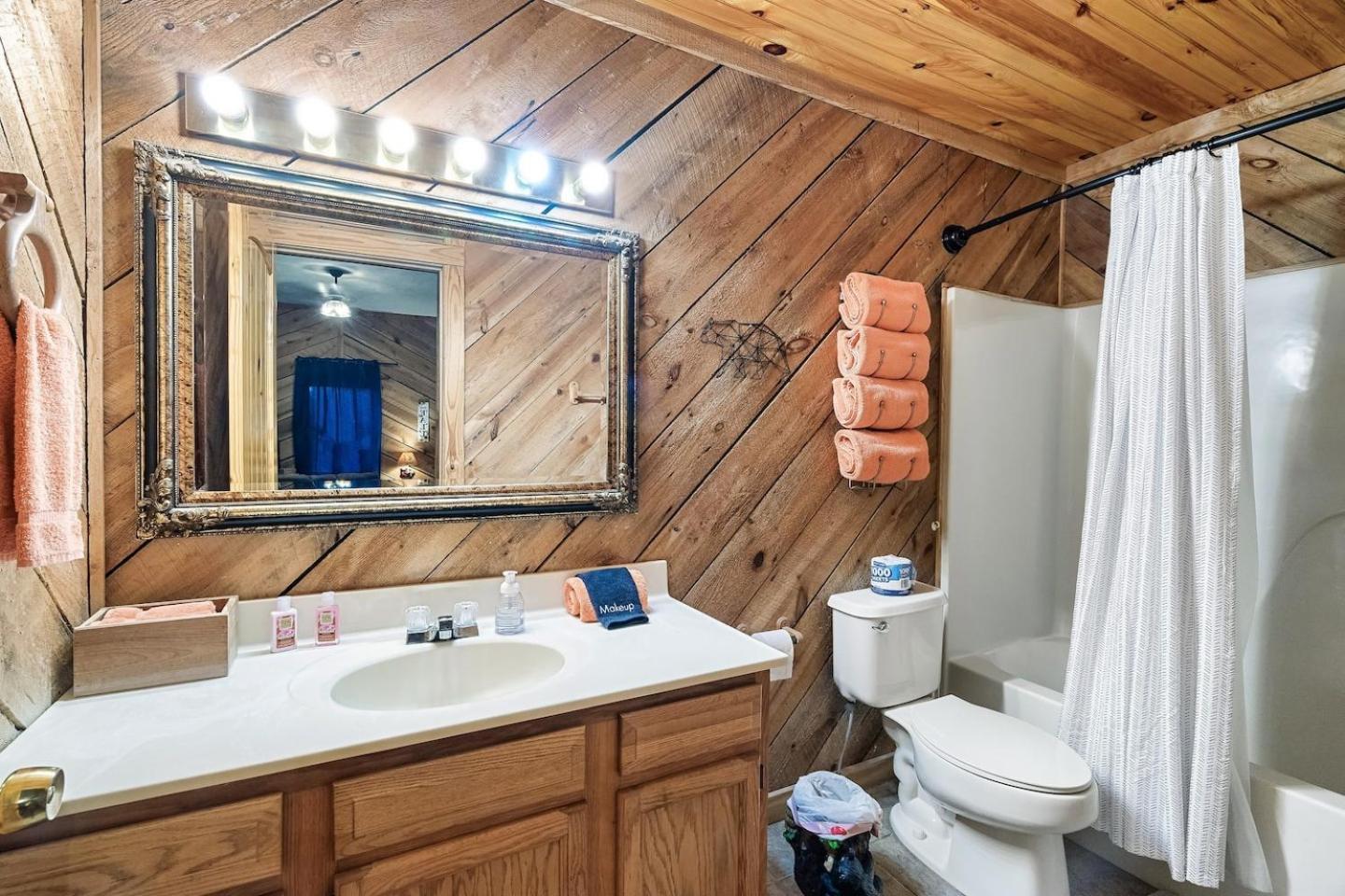 Romantic Mtn Cabin Hot Tub & Jacuzzi Views Sevierville Exterior foto